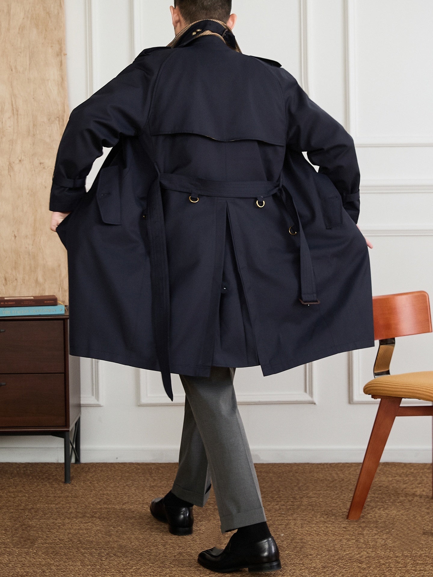 Classic Double-Breasted Lapel Trench Coat | All-Weather Overcoat