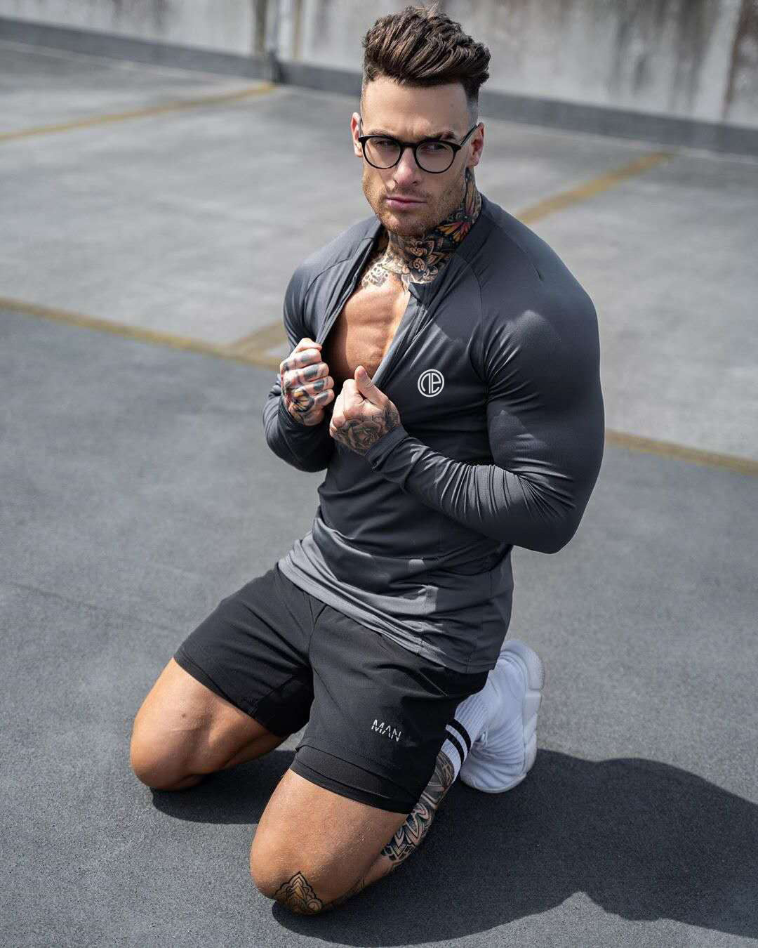 Men's Long Sleeve Zipper Neck Fitness Shirt - Black GYM Sport T-shirt
