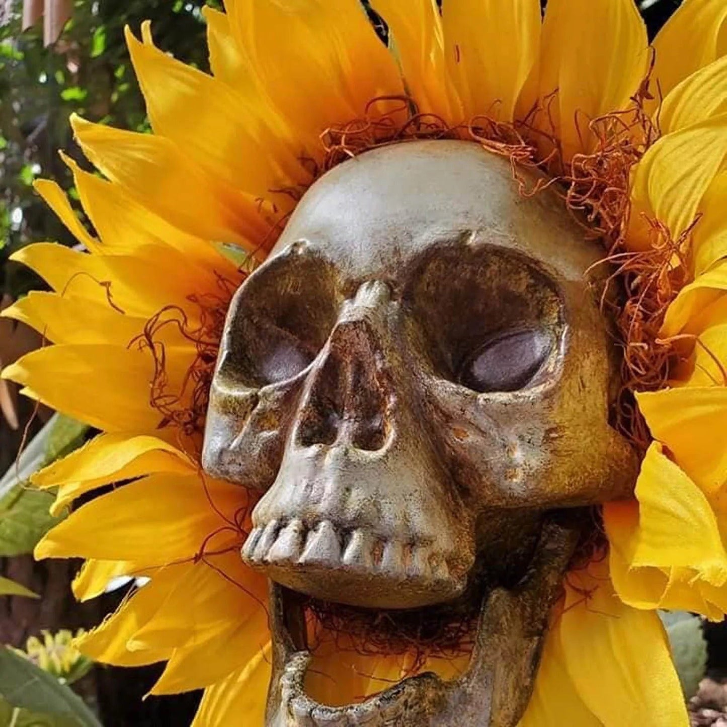 HALLOWEEN DECOR SKULL SUNFLOWERS